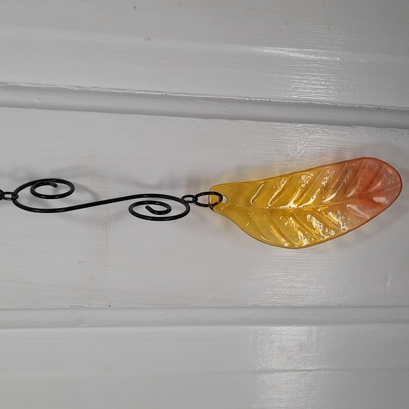 Bird Garden Bell Suncatcher Yellow Feather Outdoor Garden Yard Art Accent NEW - Picture 5 of 8